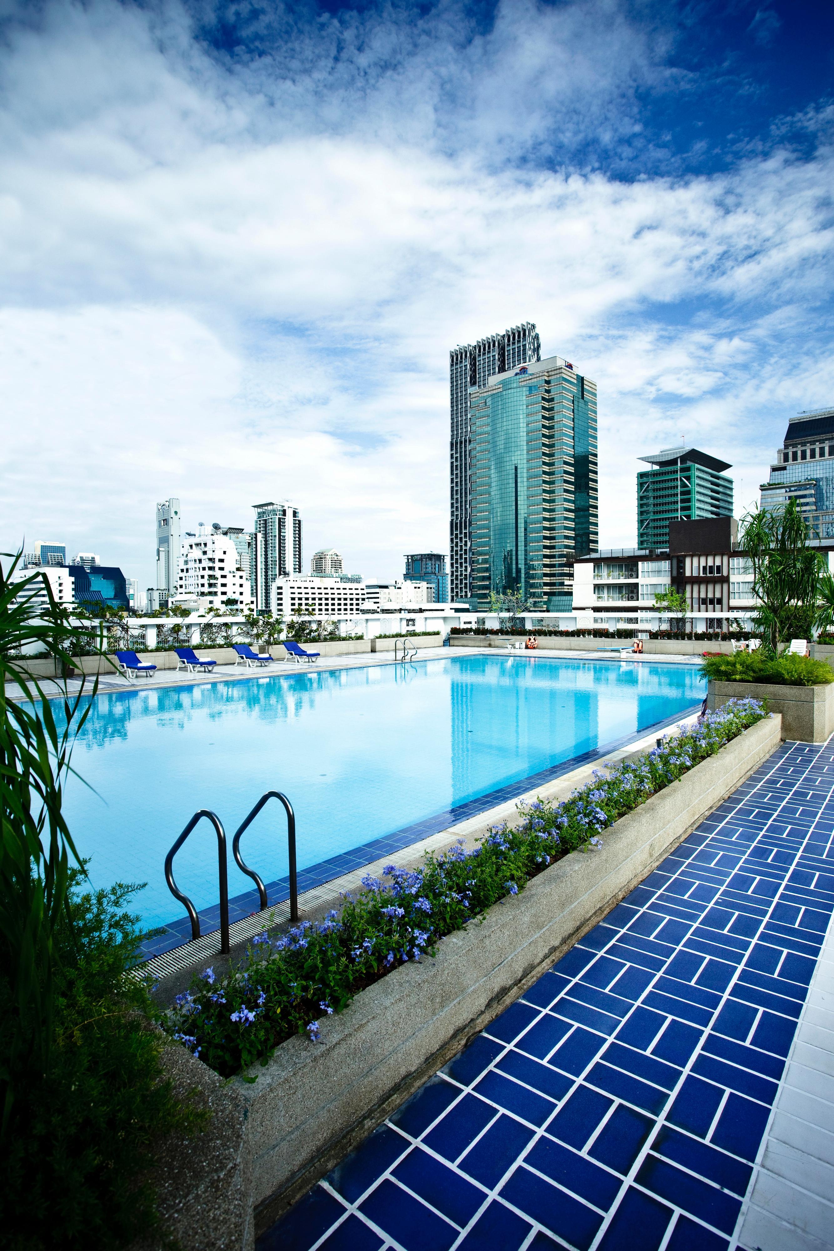 Trinity Silom Hotel Bangkok Exterior photo